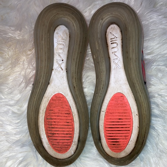 NIKE AIRMAX men’s athletic shoes, sz. 9, VG condition, blue, pink & silver.  $63 - Picture 8 of 8